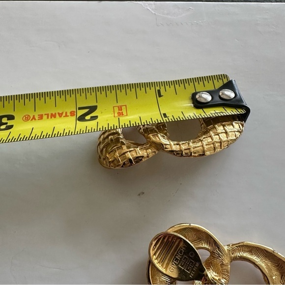 Givenchy 80 Statement Dangle Earrings Clip On Quilted Gold Tone Vintage 1980s - Picture 5 of 13